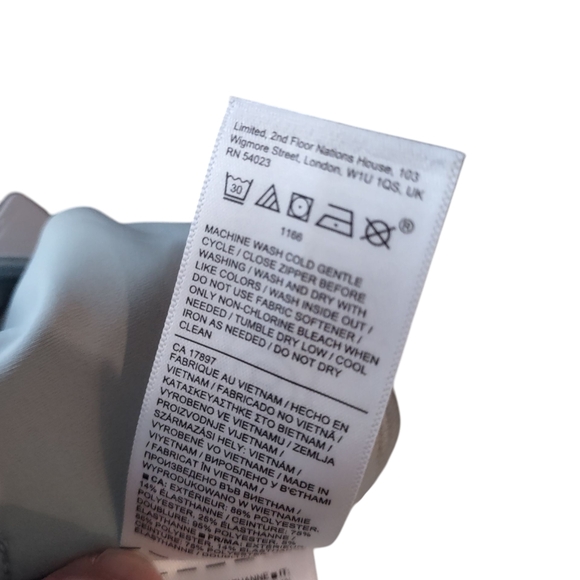 Athleta Printed Run With It 3.5" Short NWT - Picture 9 of 16